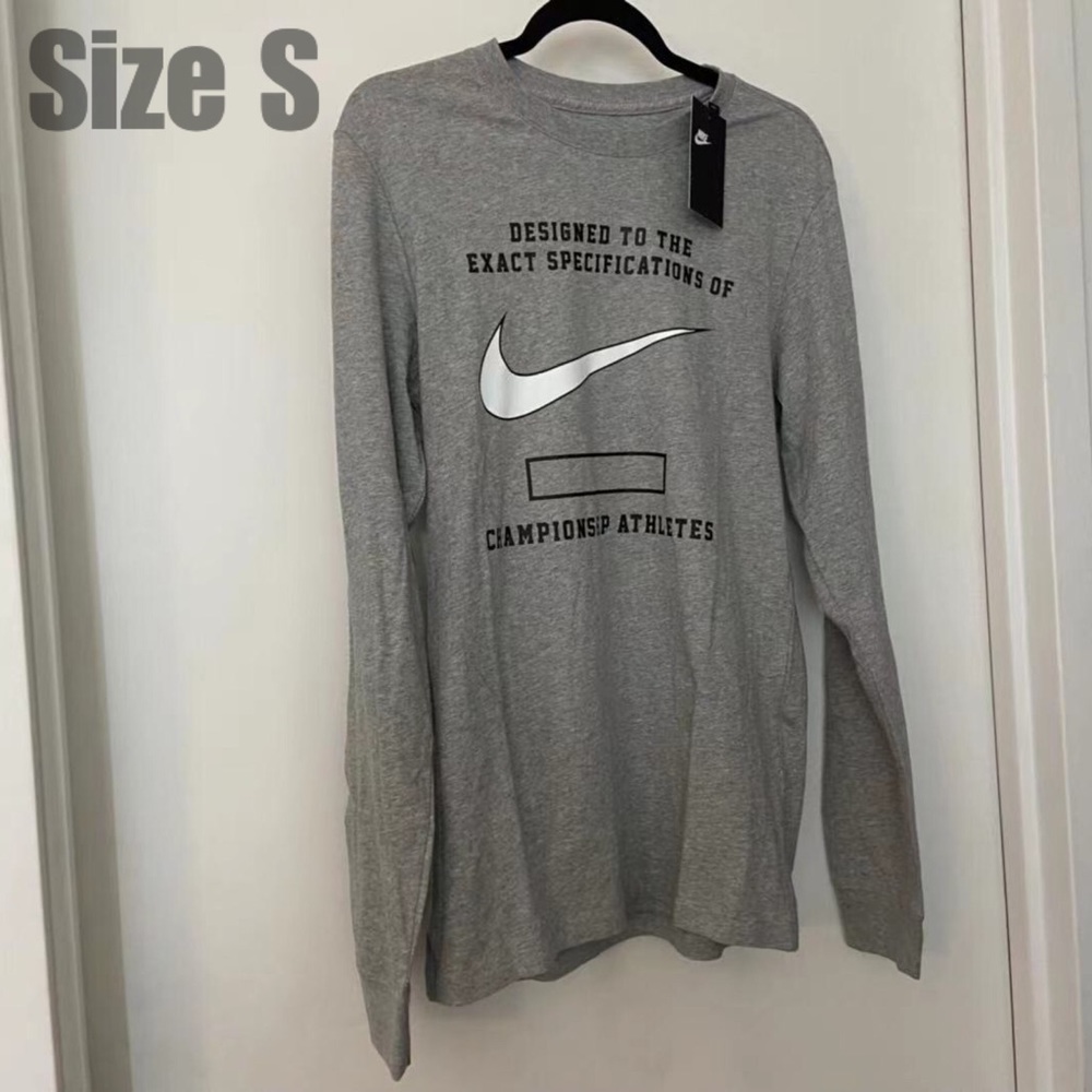 Men’s Nike Long Sleeve Tee Size Small